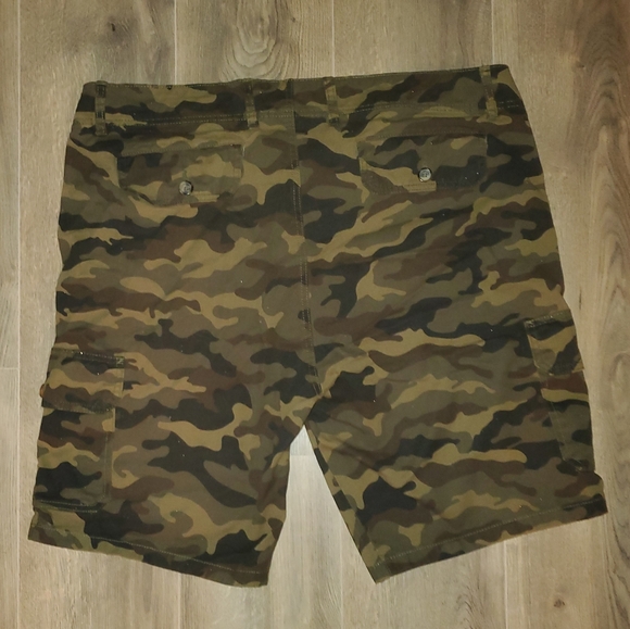 Men's Highland Originals Camo Shorts Size 42 - Picture 2 of 3